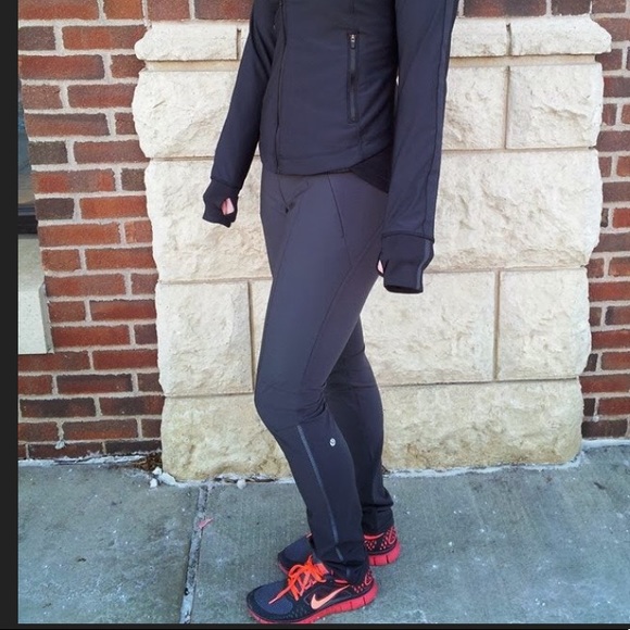 Lululemon Keep It Up Pant RARE 6 Black Softshell - Picture 2 of 13